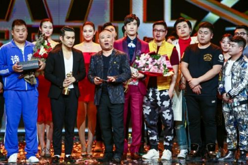 【开云电竞中国】氨基葡萄糖碳酸钙高档礼盒装 修复磨损关节(图1) 开云电竞